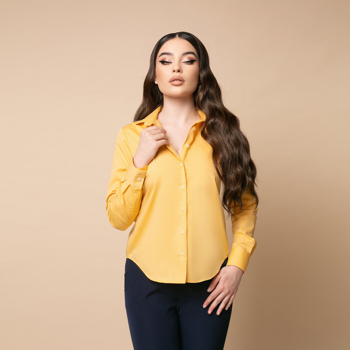 Camasa galbena premium cu mansete simple si croiala comfort fit