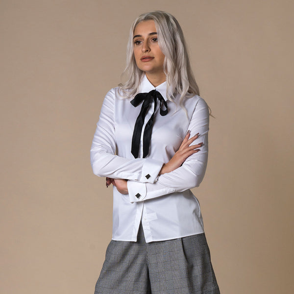Camasa alba cu butoni si funda neagra - Minimalis România