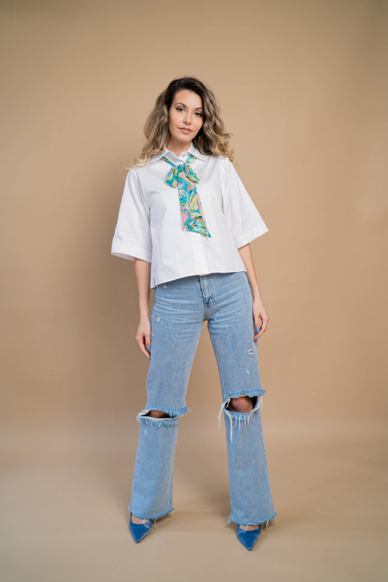 Camasa alba casual cu maneci 3/4 si esarfa florala