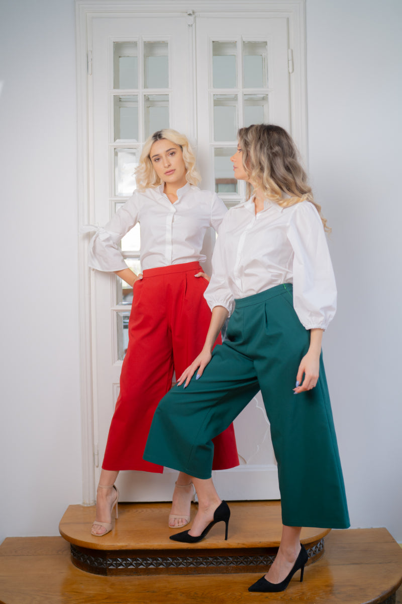Pantaloni evazati 3/4 verzi si rosii, model culotte