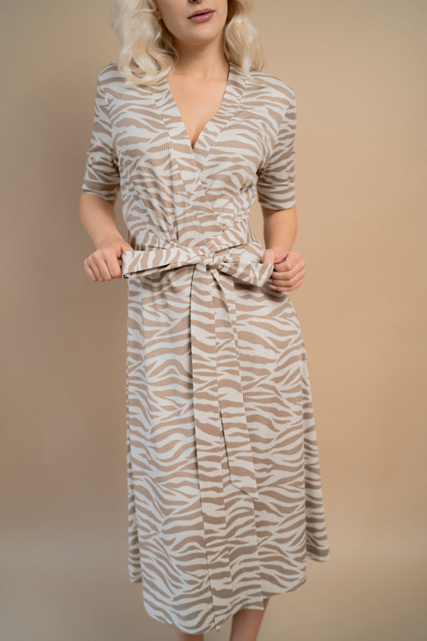 Rochie parte peste parte animal print nude - Minimalis România