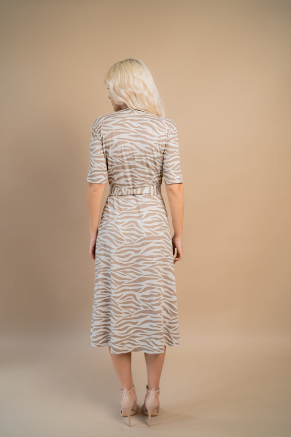 Rochie parte peste parte animal print nude - Minimalis România