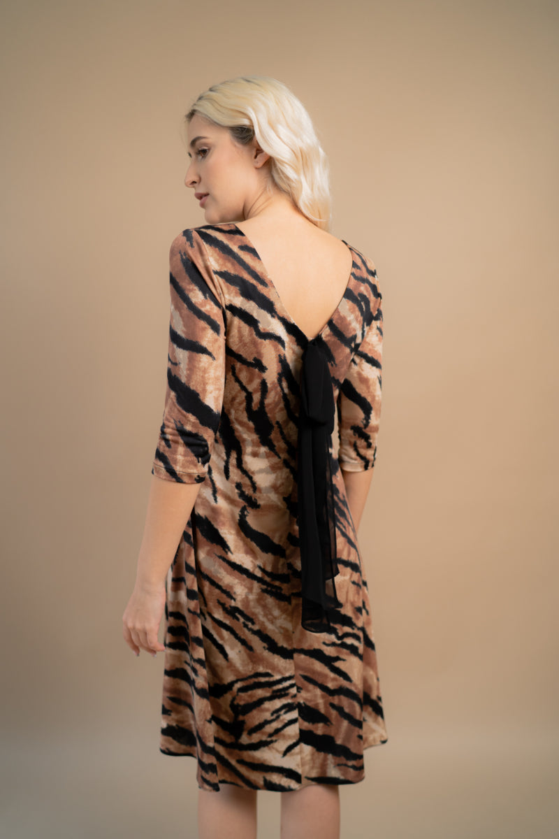 Rochie mini animal print bej si verde din lycra