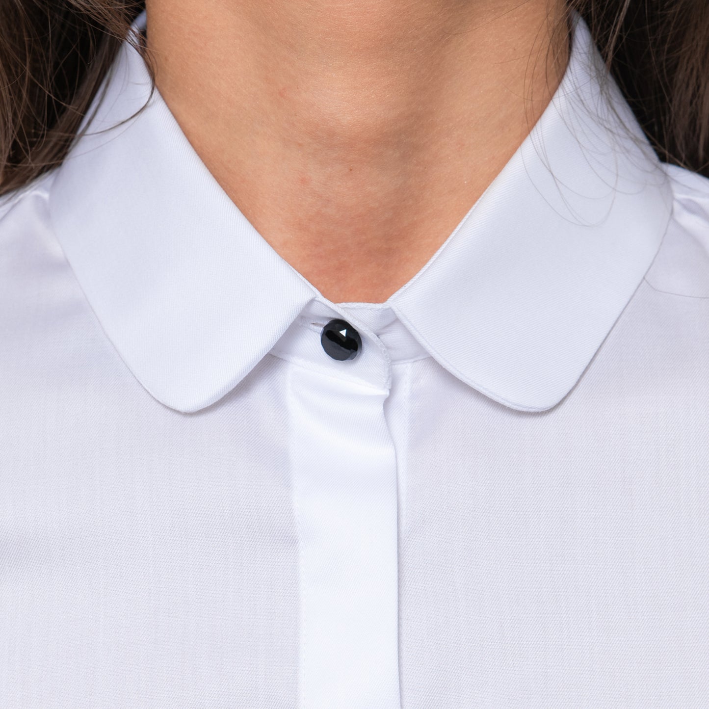 Camasa alba eleganta slimfit cu mansete rotunjite duble si butoni