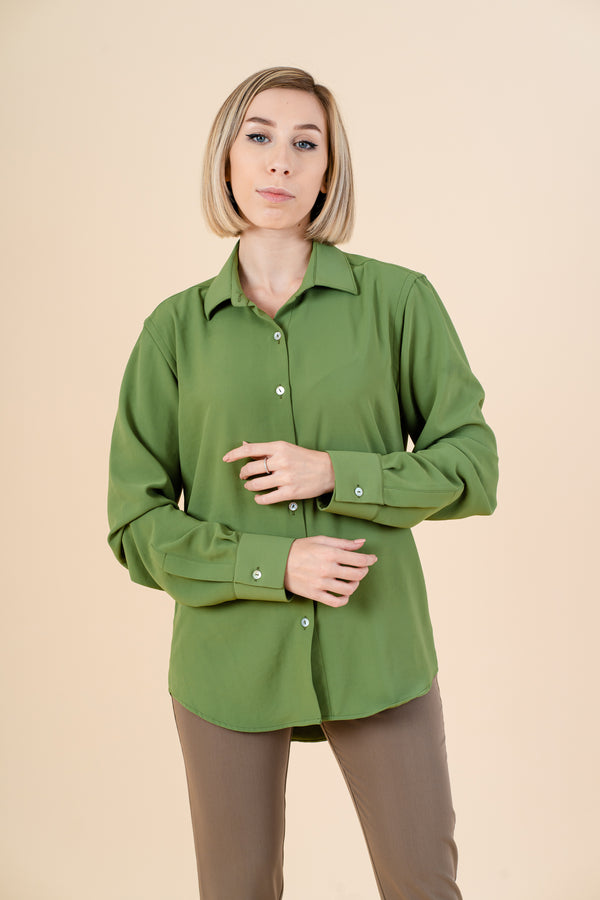 Camasa verde lejera cu maneca lunga si croiala loose fit - Minimalis România