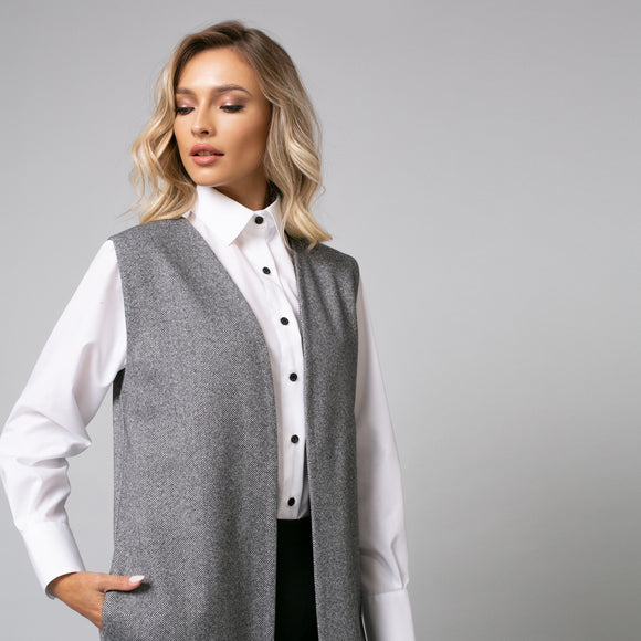 Veste damă: adaugă un strop de eleganță garderobei tale