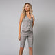 Compleu dama in carouri alcatuit din pantalon 3/4 si vesta