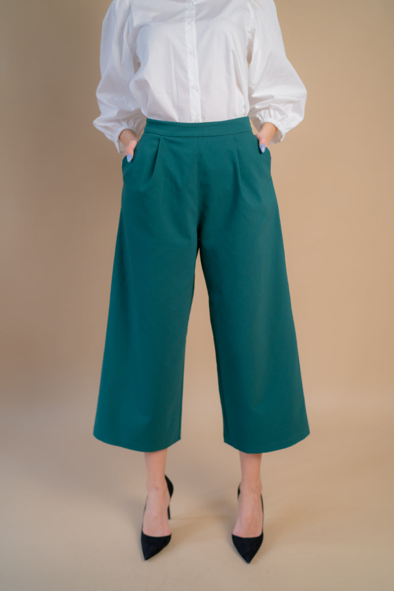 Pantaloni evazati 3/4 verzi si rosii, model culotte