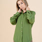 Camasa verde lejera cu maneca lunga si croiala loose fit