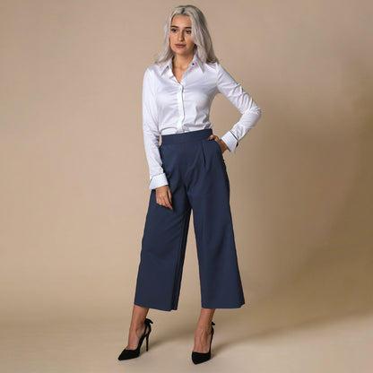 Pantaloni evazati 3/4 de culoare albastru inchis, model culotte