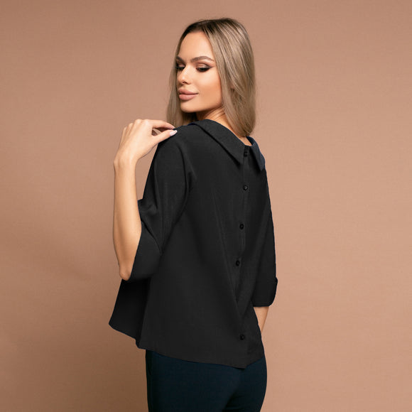 Bluza neagra cu guler mic, maneca 3 sferturi si nasturi la spate 2