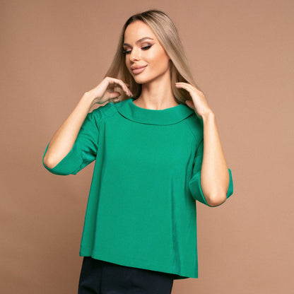 Bluza dama verde smarald cu guler mic, maneca 3 sferturi si nasturi la spate
